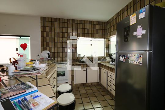 Cozinha de casa à venda com 4 quartos, 300m² em Vila Valparaíso, Santo André