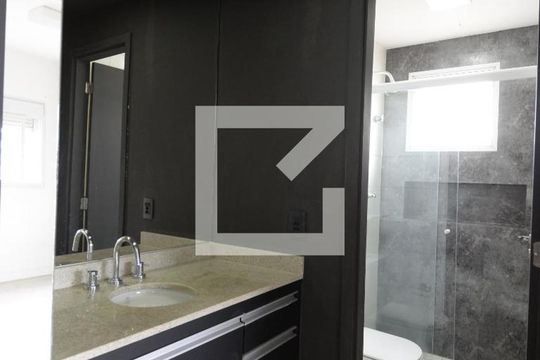 Banheiro de apartamento para alugar com 1 quarto, 52m² em Vila Mariana, São Paulo