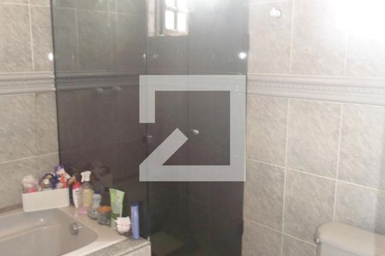 Banheiro da Suíte 2 de casa para alugar com 5 quartos, 410m² em Pituba, Salvador