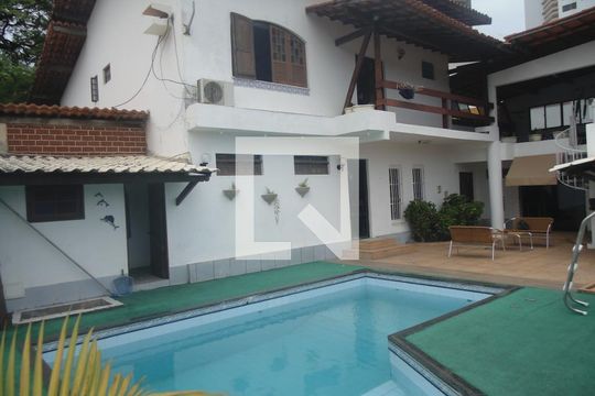 Área comum - Piscina de casa para alugar com 5 quartos, 410m² em Pituba, Salvador