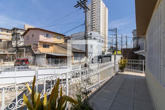 Varanda de casa para alugar com 3 quartos, 150m² em Jardim Bebedouro, Guarulhos