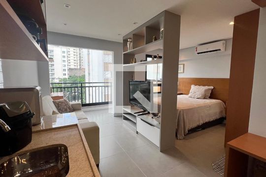 Apartamento para alugar com 1 quarto, 31m² em Pinheiros, São Paulo
