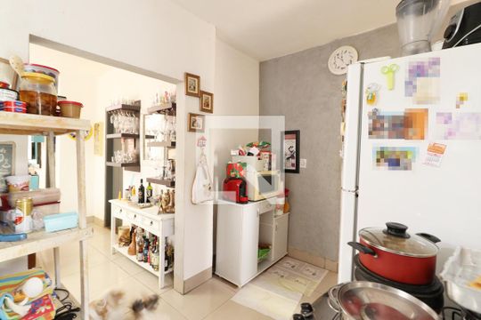 Cozinha de casa para alugar com 3 quartos, 180m² em Lídice, Uberlândia