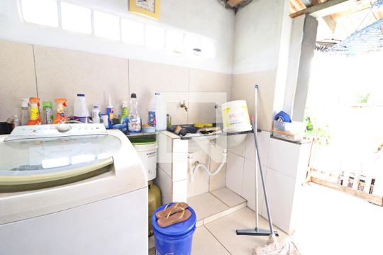 Área de Serviço de casa para alugar com 3 quartos, 180m² em Lídice, Uberlândia