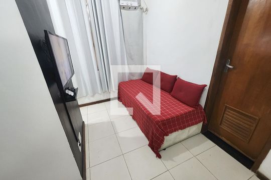 Sala de apartamento para alugar com 2 quartos, 40m² em Centro, Rio de Janeiro