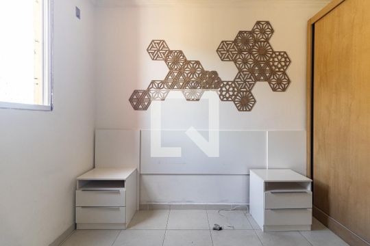 Quarto 2 de apartamento à venda com 2 quartos, 60m² em Vila Caraguata, São Paulo