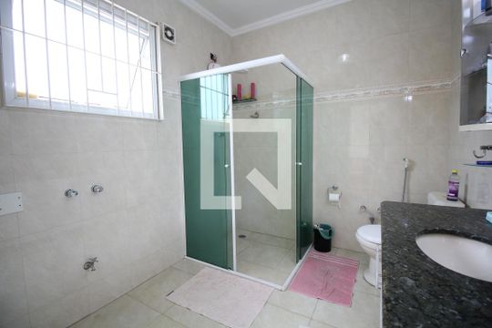 Banheiro da Suite 1 de casa à venda com 6 quartos, 360m² em Cambuci, São Paulo