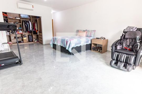 Suíte 1 de casa à venda com 5 quartos, 299m² em Alto da Mooca, São Paulo