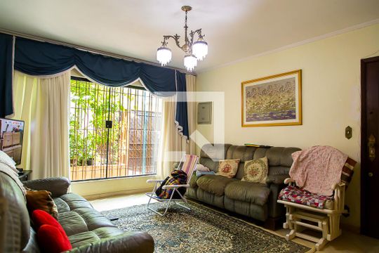 Sala de casa à venda com 4 quartos, 207m² em Cidade Vargas, São Paulo