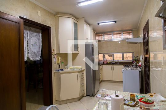 Cozinha de casa à venda com 4 quartos, 207m² em Cidade Vargas, São Paulo