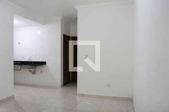Sala de apartamento para alugar com 2 quartos, 44m² em Jardim Santa Teresinha, São Paulo