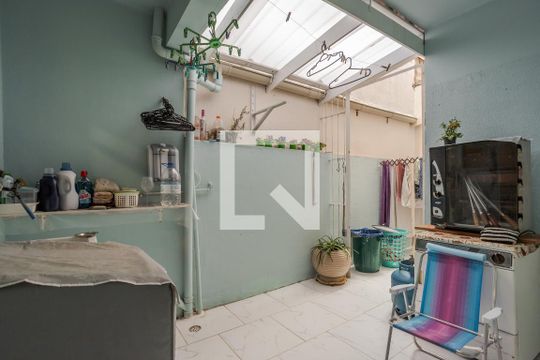 Área de Serviço de apartamento à venda com 3 quartos, 140m² em Passo D’areia, Porto Alegre