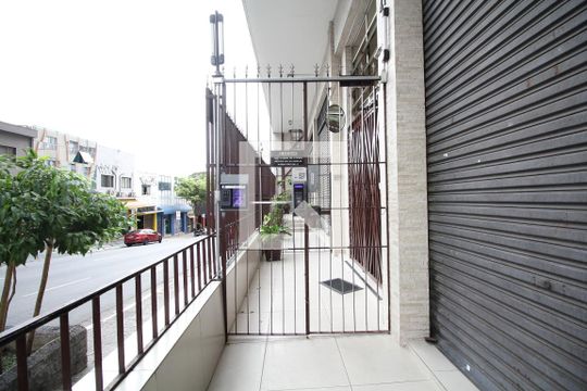 Fachada de apartamento para alugar com 1 quarto, 25m² em Liberdade, São Paulo