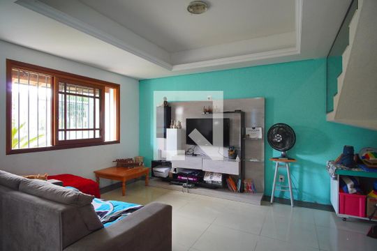 Casa à venda com 3 quartos, 280m² em Morro Santana, Porto Alegre