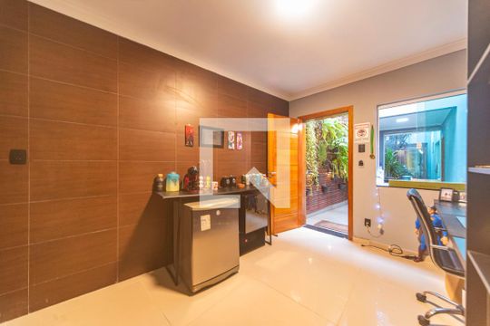 Escritório de casa à venda com 5 quartos, 320m² em Jardim Las Vegas, Santo André