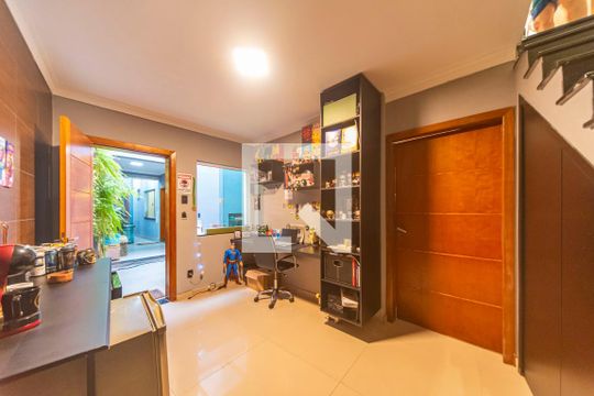 Escritório de casa à venda com 5 quartos, 320m² em Jardim Las Vegas, Santo André