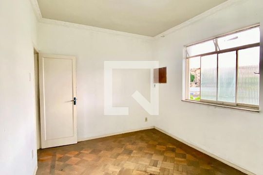 Sala de apartamento à venda com 3 quartos, 88m² em Pilares, Rio de Janeiro
