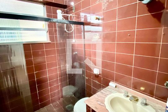 Banheiro de apartamento à venda com 3 quartos, 88m² em Pilares, Rio de Janeiro