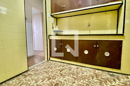 Cozinha de apartamento à venda com 3 quartos, 88m² em Pilares, Rio de Janeiro