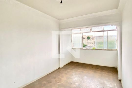 Sala de apartamento à venda com 3 quartos, 88m² em Pilares, Rio de Janeiro