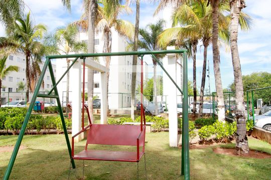 Área comum - Playground de apartamento para alugar com 2 quartos, 49m² em Vossoroca, Votorantim