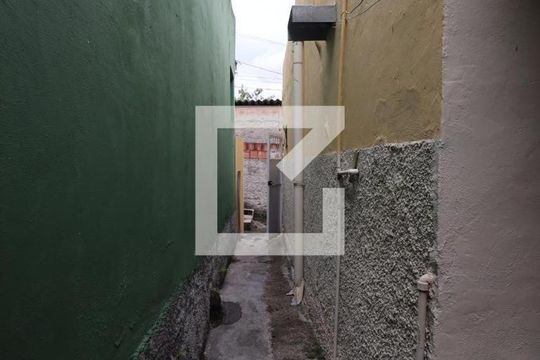 Área de Serviço de casa para alugar com 1 quarto, 50m² em Camarão, São Gonçalo