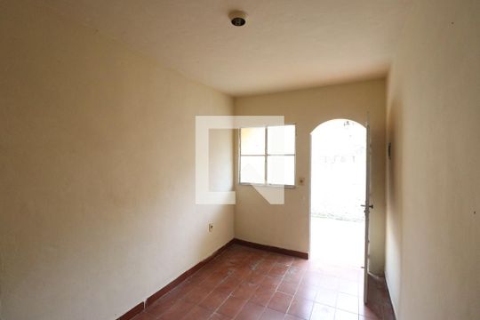 Sala de casa para alugar com 1 quarto, 50m² em Camarão, São Gonçalo