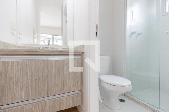 Banheiro de kitnet/studio para alugar com 1 quarto, 36m² em Brooklin, São Paulo