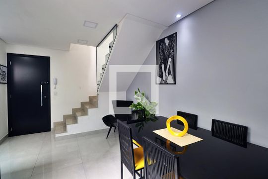 Sala de apartamento à venda com 2 quartos, 120m² em Campestre, Santo André