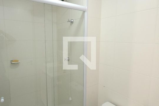 Banheiro de apartamento à venda com 1 quarto, 28m² em Jardim Cidalia, São Paulo