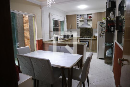 Cozinha de casa à venda com 3 quartos, 128m² em Vila Bonilha, São Paulo