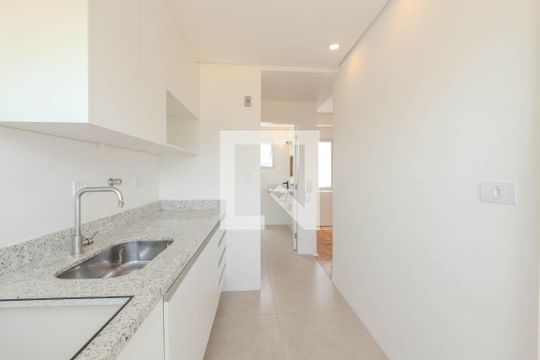 Cozinha e Área de Serviço de apartamento à venda com 1 quarto, 35m² em Bela Vista, São Paulo