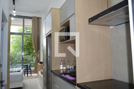 Cozinha de kitnet/studio para alugar com 1 quarto, 23m² em Vila Mariana, São Paulo