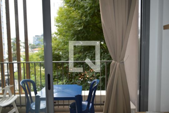 Varanda de kitnet/studio para alugar com 1 quarto, 23m² em Vila Mariana, São Paulo