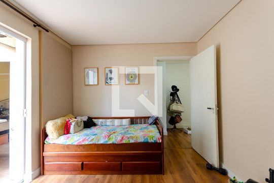 Quarto 1 de casa à venda com 2 quartos, 120m² em Vila Santa Maria, São Paulo