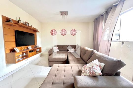 Sala de apartamento à venda com 3 quartos, 100m² em Arvoredo, Contagem