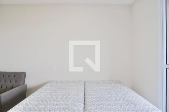 Sala / Quarto de apartamento para alugar com 1 quarto, 23m² em Quarta Parada, São Paulo