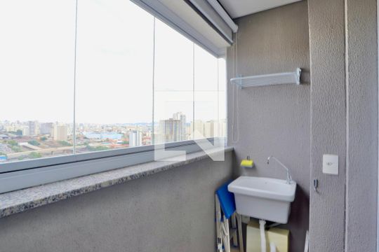 Sacada de apartamento para alugar com 1 quarto, 23m² em Quarta Parada, São Paulo