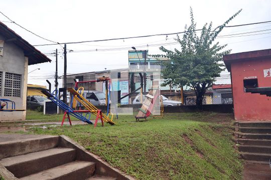 Área comum - Playground de apartamento para alugar com 2 quartos, 50m² em Jardim Santo André, Santo André