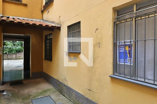 Fachada do Bloco de apartamento para alugar com 2 quartos, 50m² em Jardim Santo André, Santo André