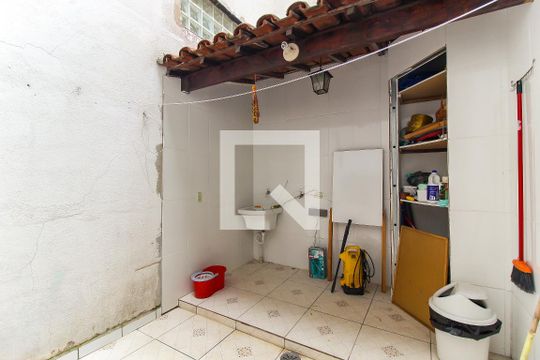 Área de Serviço de casa à venda com 3 quartos, 102m² em Vila Jacuí, São Paulo