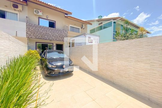 Garagem de casa para alugar com 2 quartos, 120m² em Ingleses do Rio Vermelho, Florianópolis