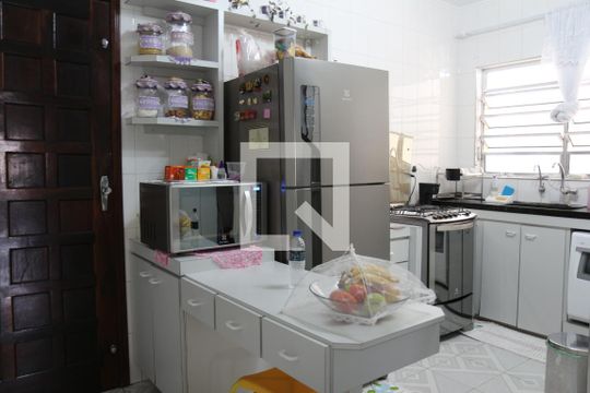 Cozinha de casa à venda com 3 quartos, 137m² em Vila Miami, São Paulo
