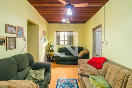 Sala de casa à venda com 2 quartos, 178m² em Jardim Botânico, Porto Alegre