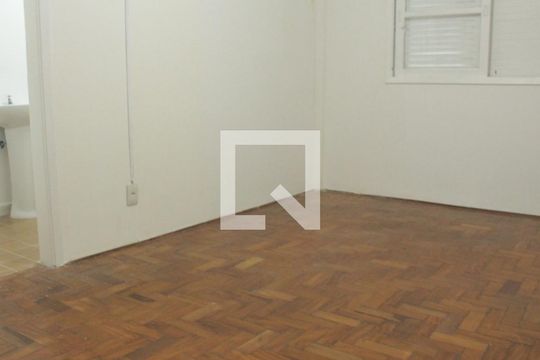 Suíte de apartamento para alugar com 2 quartos, 70m² em Jardim da Campina, São Paulo