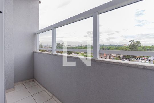 Sacada de apartamento à venda com 2 quartos, 48m² em Piratininga, Osasco