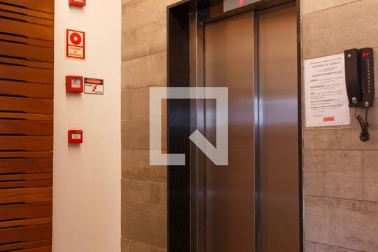 Área comum de apartamento à venda com 2 quartos, 50m² em Glória, Porto Alegre