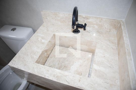 Banheiro de apartamento à venda com 2 quartos, 43m² em Tucuruvi, São Paulo