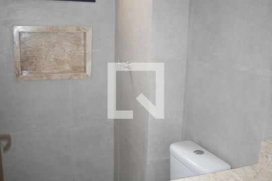 Banheiro de apartamento à venda com 2 quartos, 43m² em Tucuruvi, São Paulo