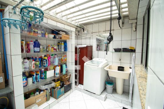 Área de serviço de casa de condomínio à venda com 2 quartos, 100m² em Vila Mazzei, São Paulo